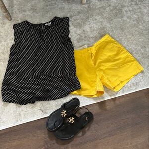 Yellow crown & ivy shorts size 4